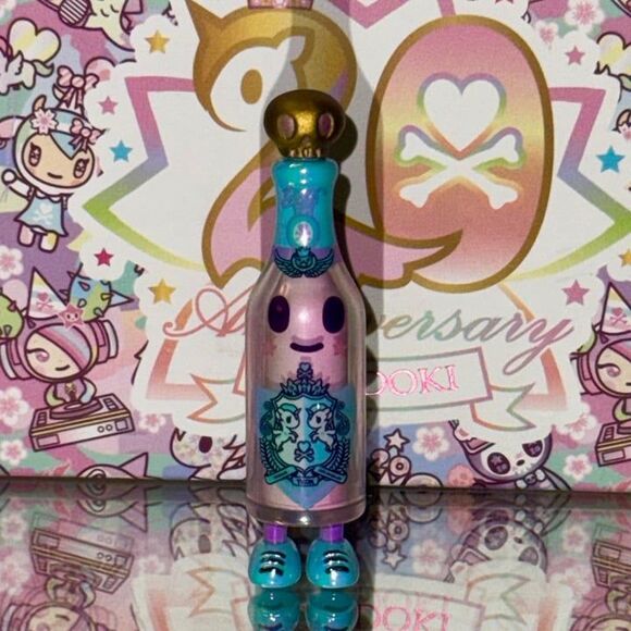 tokidoki Party Bubbly from tokidoki 20th Anniversary Series - Picture 1 of 4